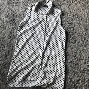 Sleeveless collar dress shirt